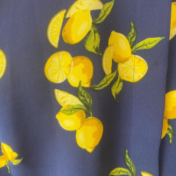 Lemon pattern romper - Picture 3 of 13